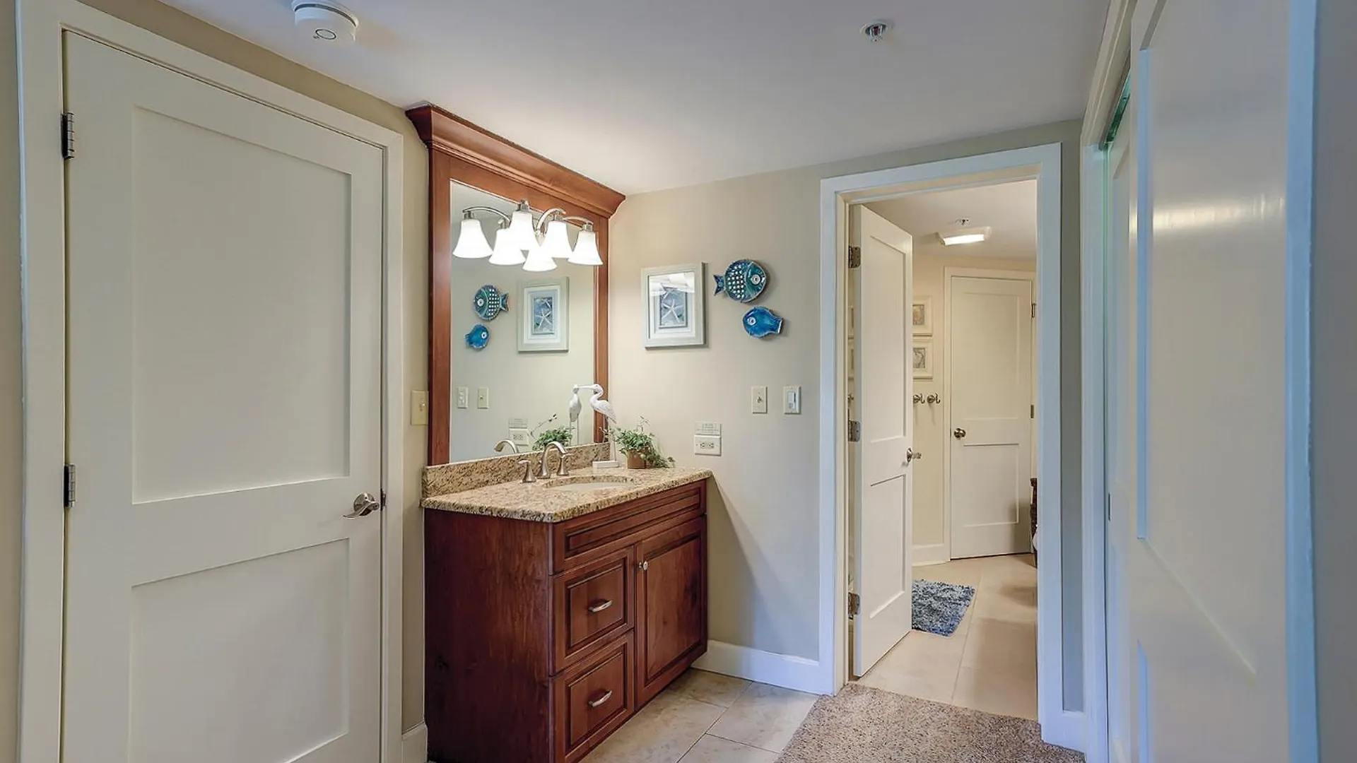 108 Barrington Arms Holiday home
