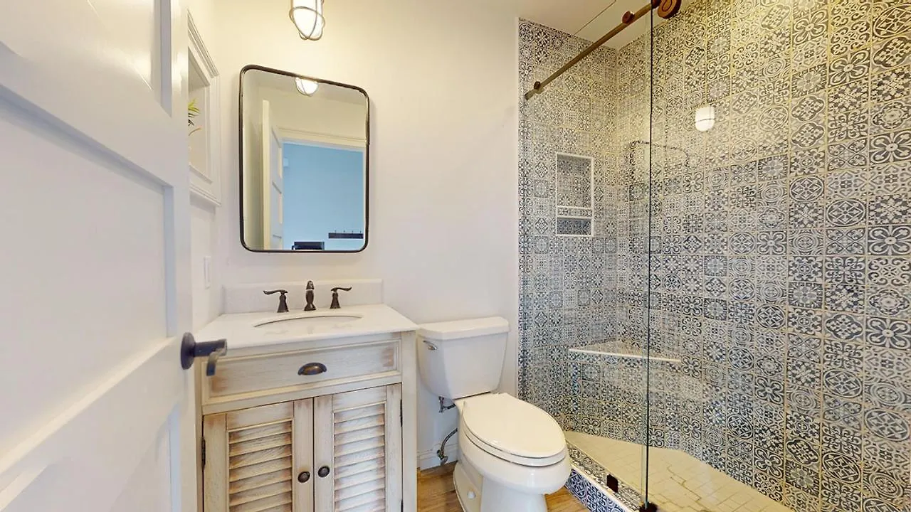 47 Water Oak *