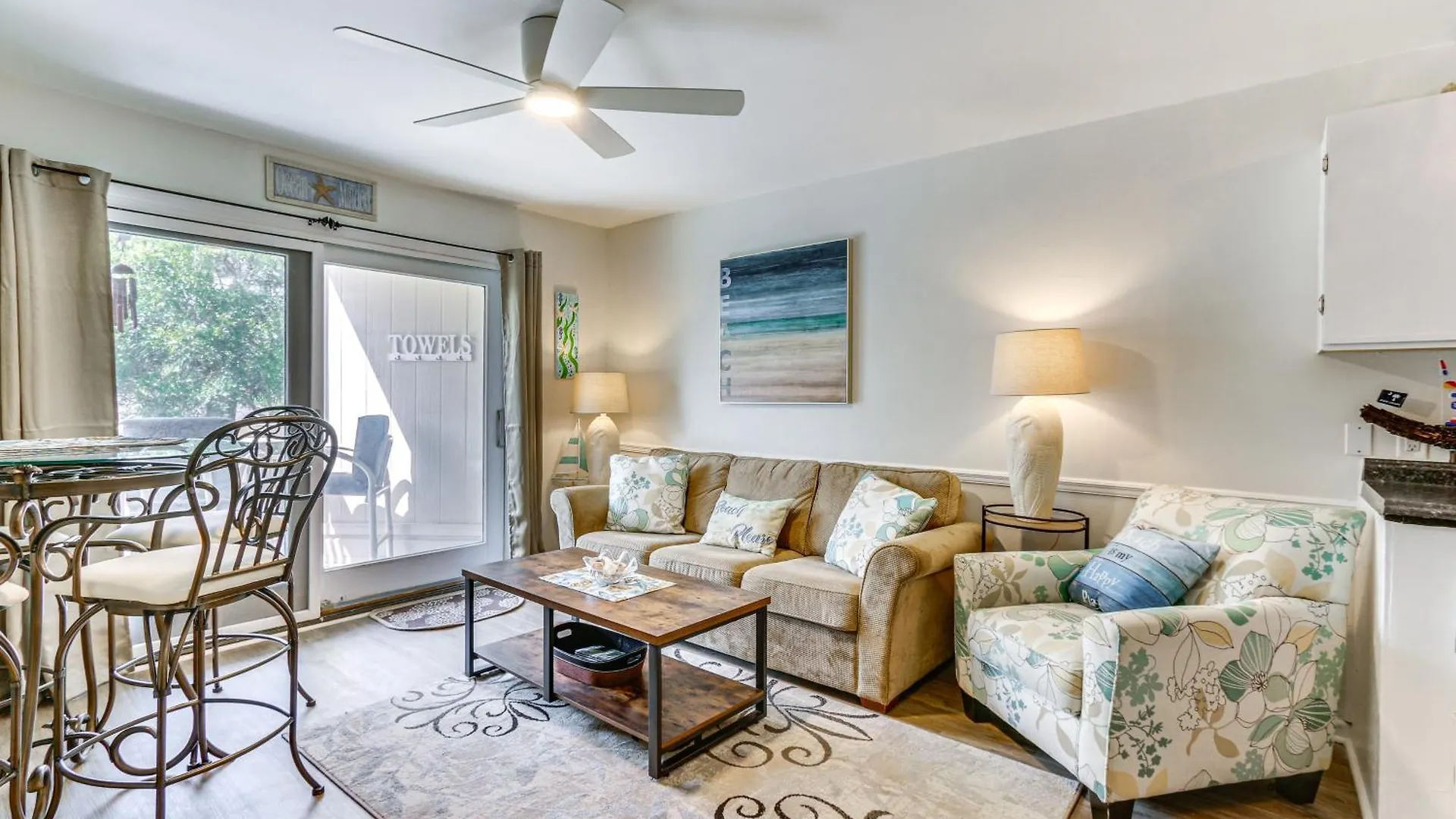 With Coligny Access! Apartment *