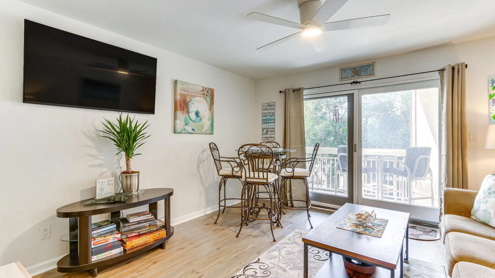 With Coligny Access! Apartment Hilton Head Island