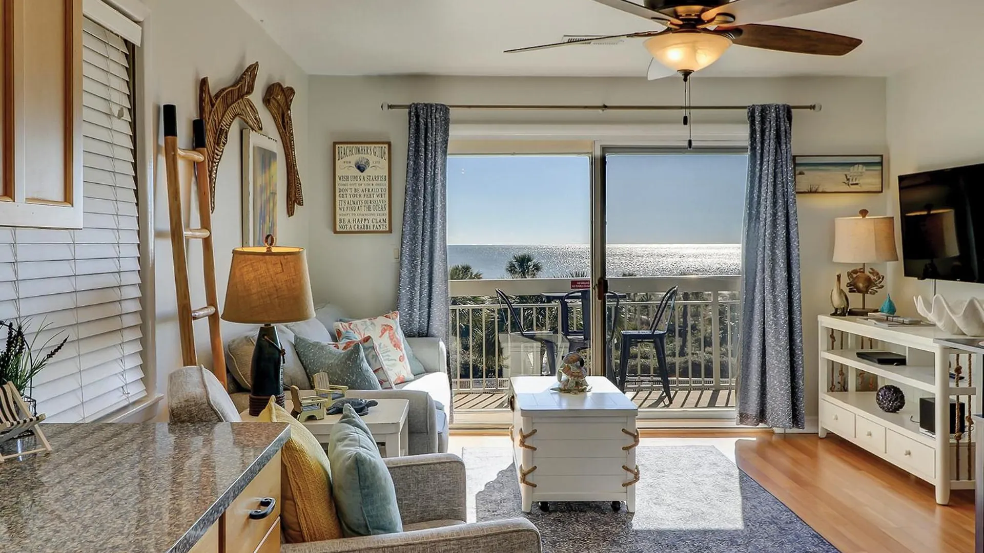 327 Breakers 1 Bedroom Oceanview Forest Holiday home Hilton Head Island