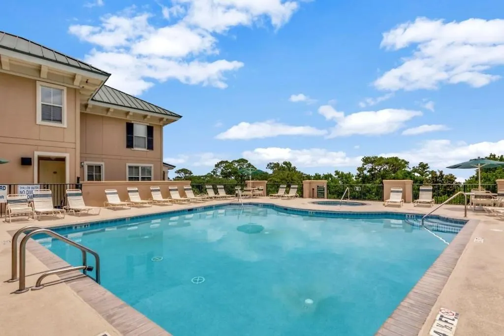 Shorenugh - Bright With Rooftop Pool Next To Coligny Plaza * Hilton Head Island