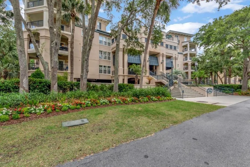 Shorenugh - Bright With Rooftop Pool Next To Coligny Plaza Hilton Head Island