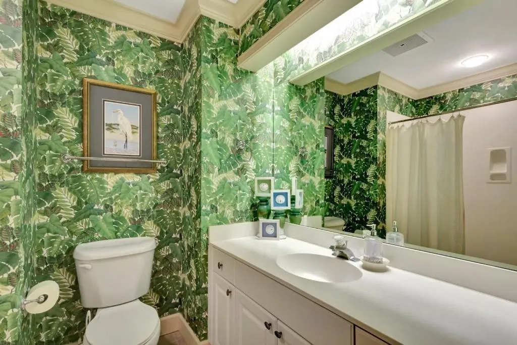 Shorenugh - Bright With Rooftop Pool Next To Coligny Plaza Apartment