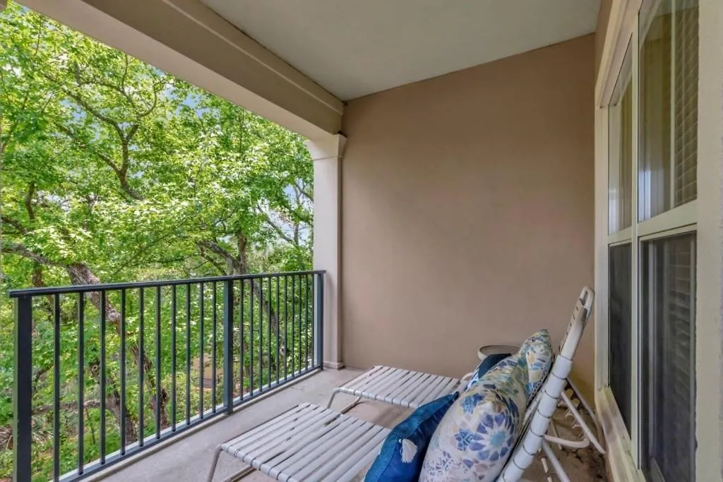 Shorenugh - Bright With Rooftop Pool Next To Coligny Plaza *