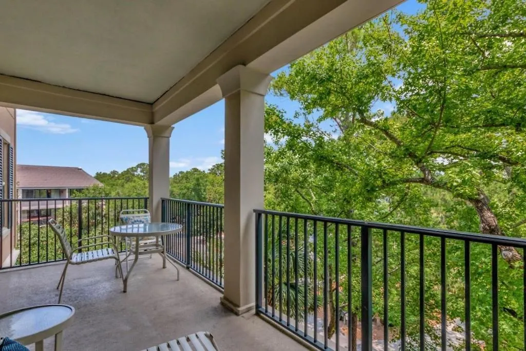 Shorenugh - Bright With Rooftop Pool Next To Coligny Plaza * Hilton Head Island