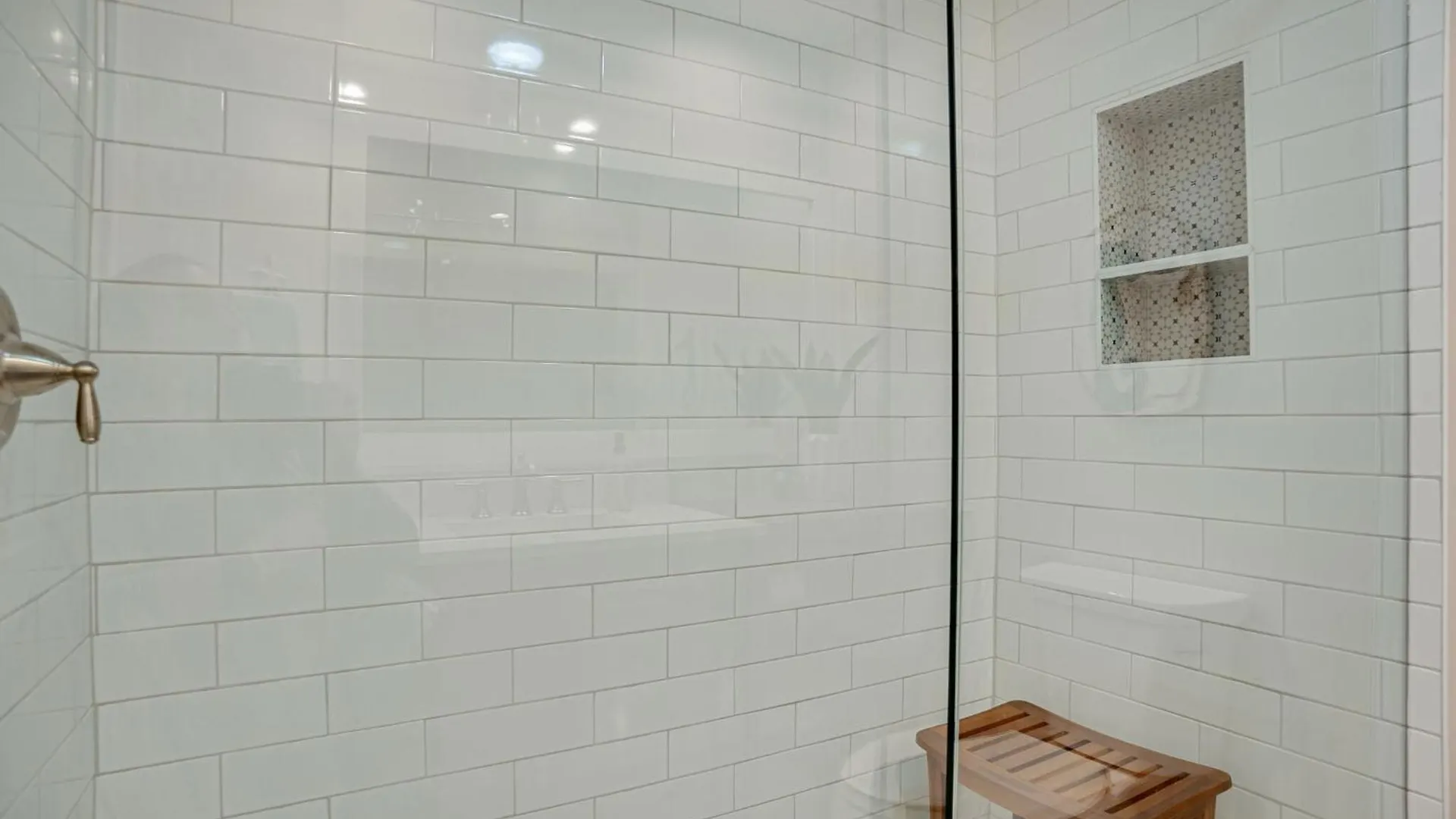 Holiday home 1 Lark Street 4th Row Ocean Private Pool Pet Friendly Near The Ocean, Shops & Restaurants