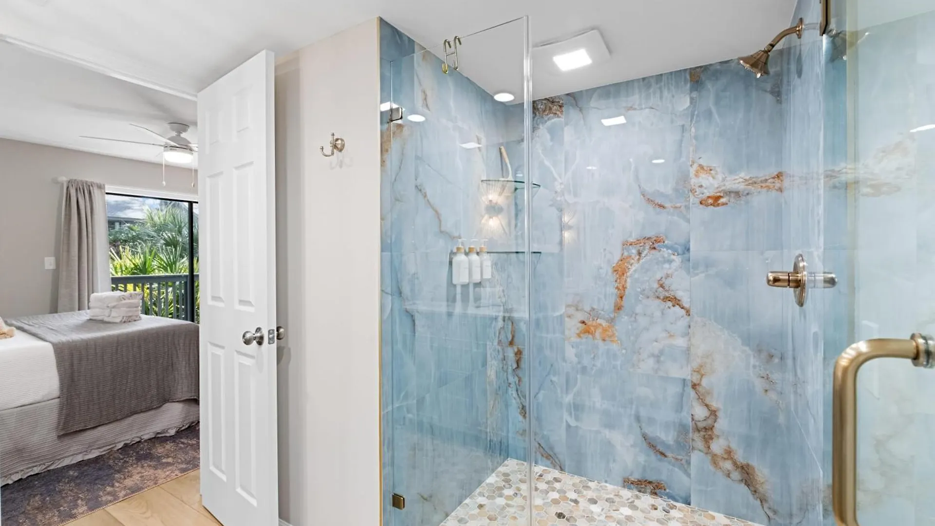 38 Hickory Cove Villa