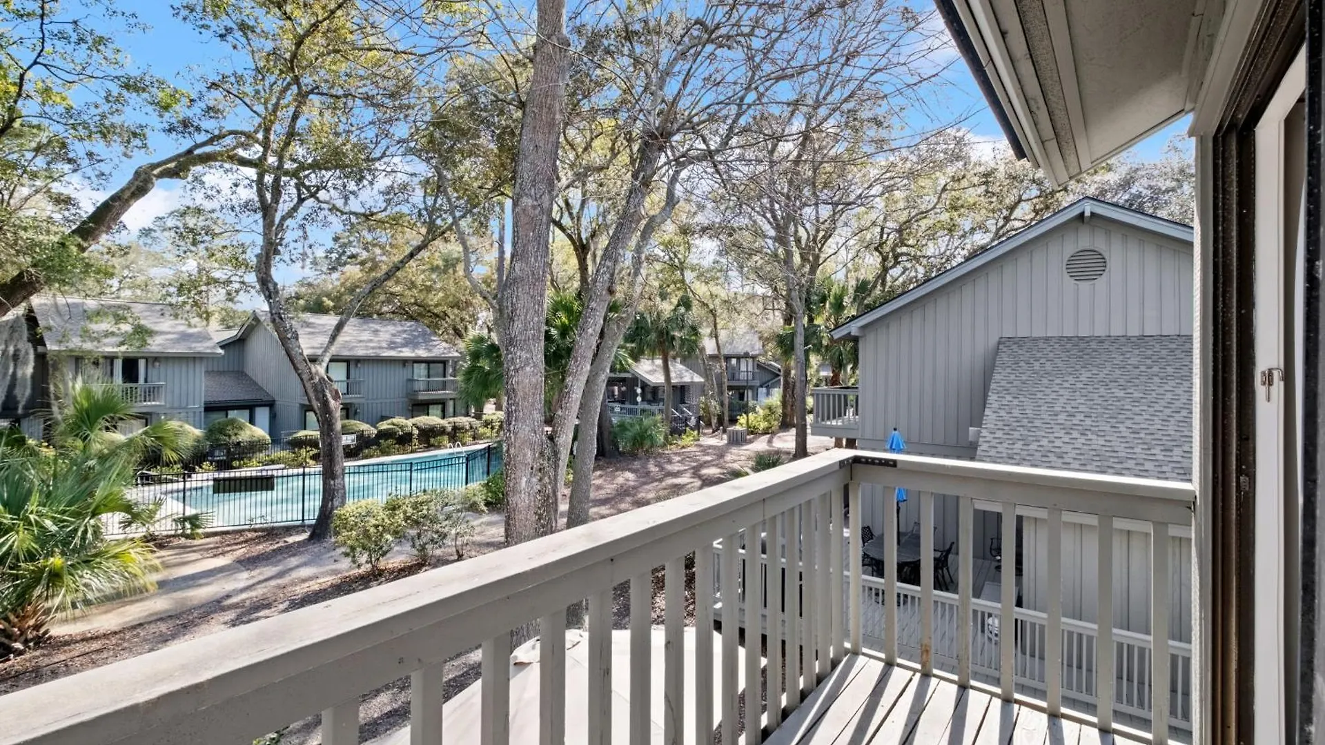 38 Hickory Cove *