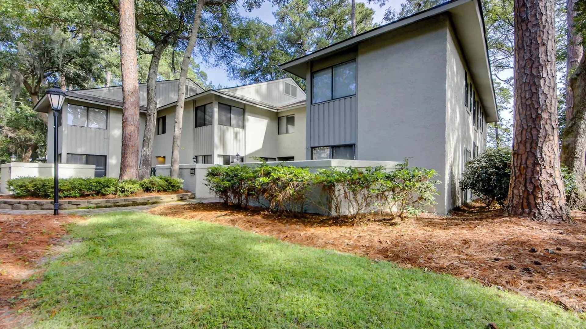 Harbourmaster 102 * Hilton Head Island