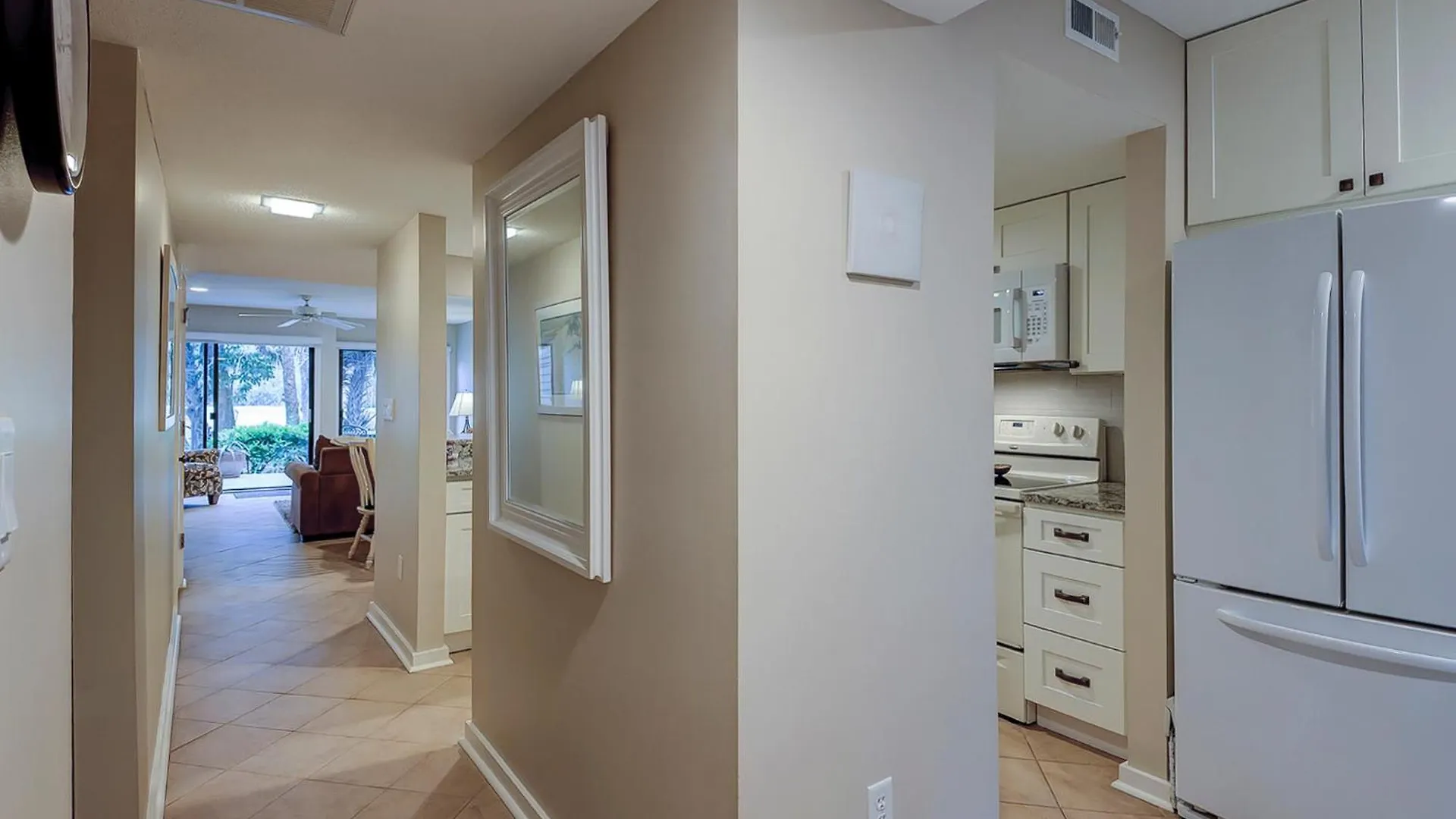Holiday home Updated Luxury Two Bedroom The Greens New Baths Walk In Shower Kitchen Golf Views *