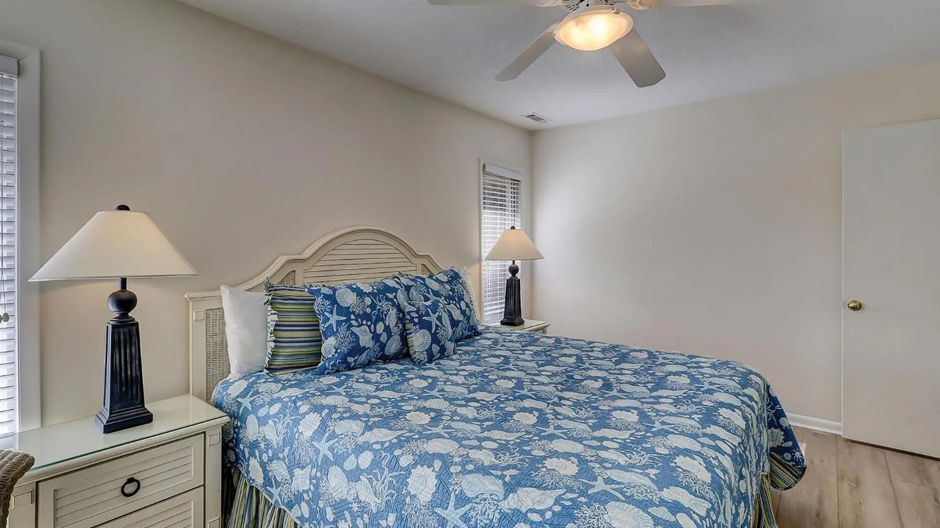 Baynard Park 6 Holiday home