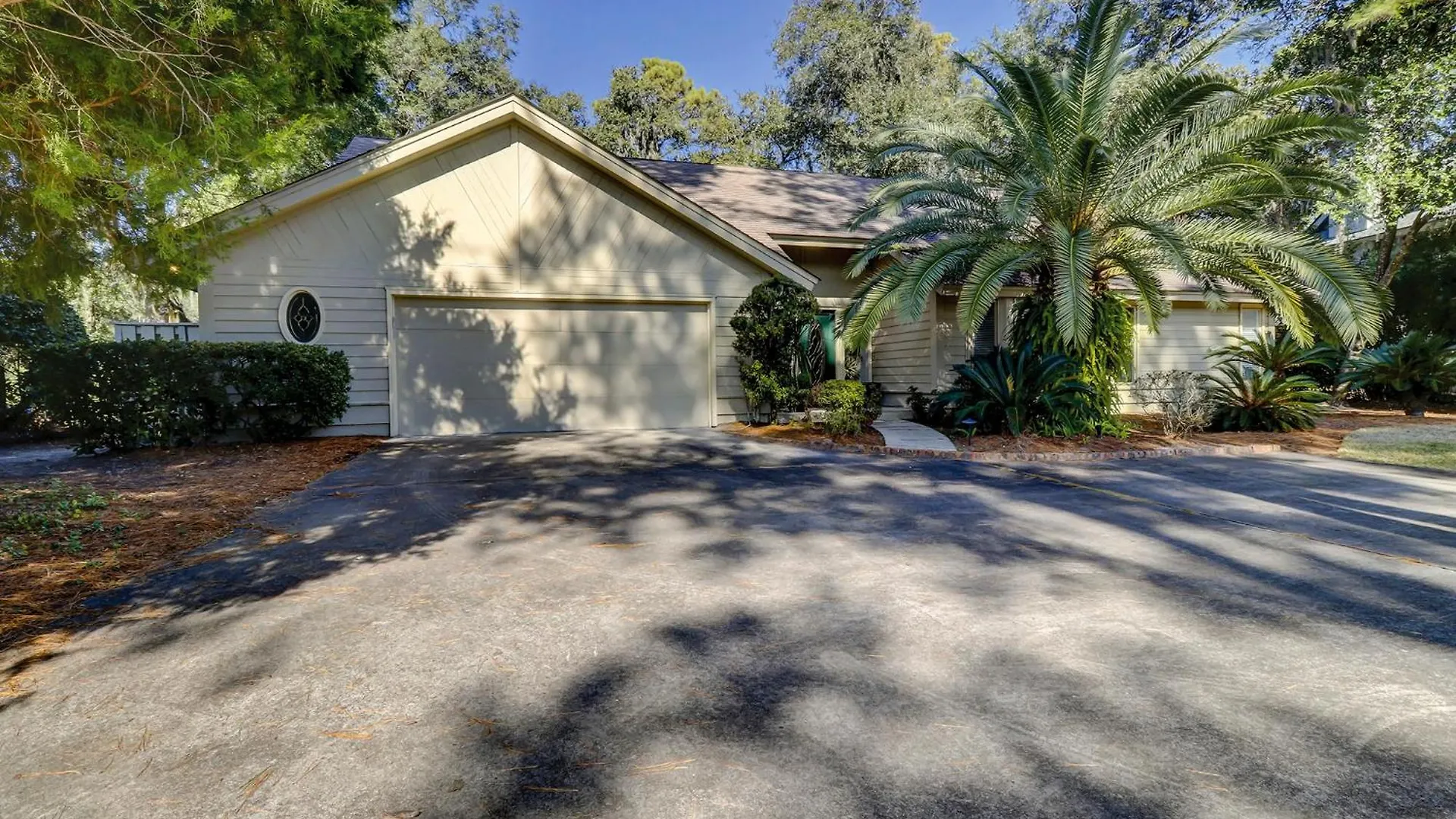 Baynard Park 6 Holiday home *