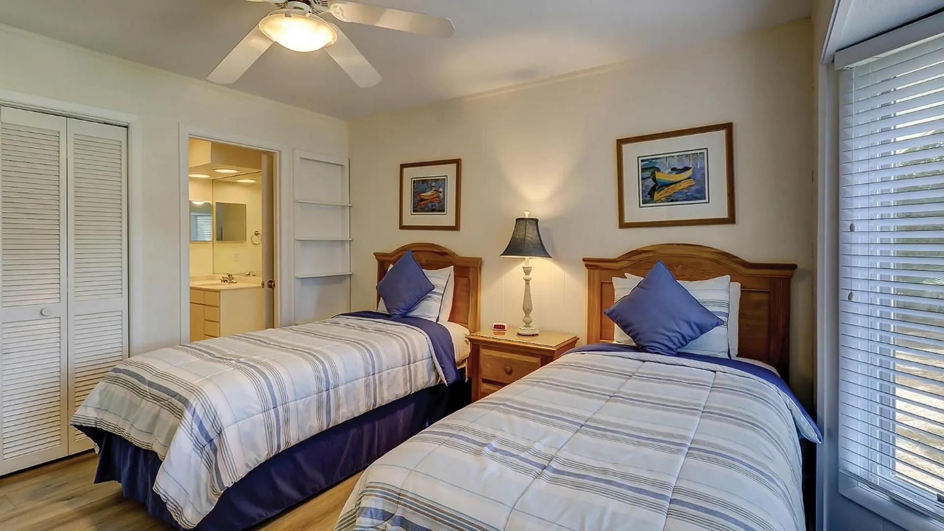 Baynard Park 6 Holiday home