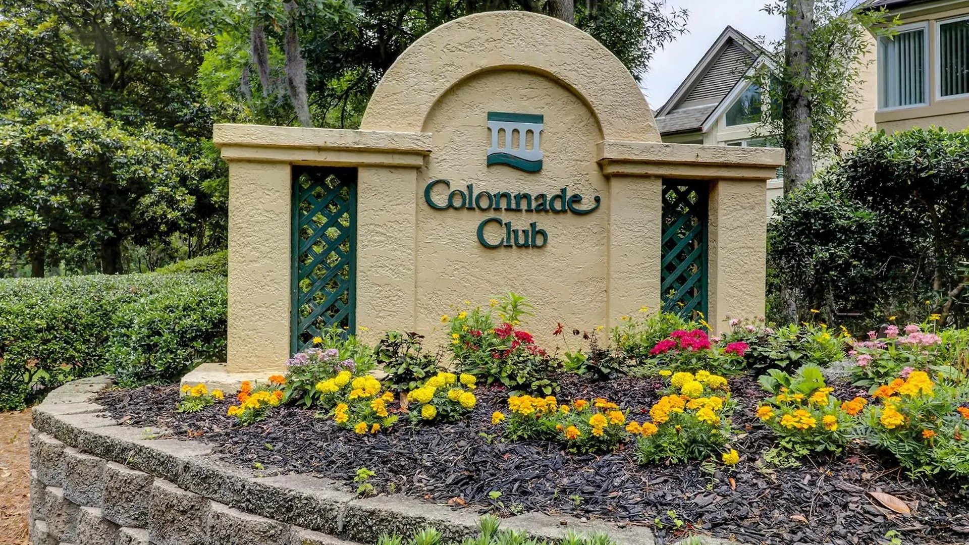 Colonnade Club 176 Hilton Head Island