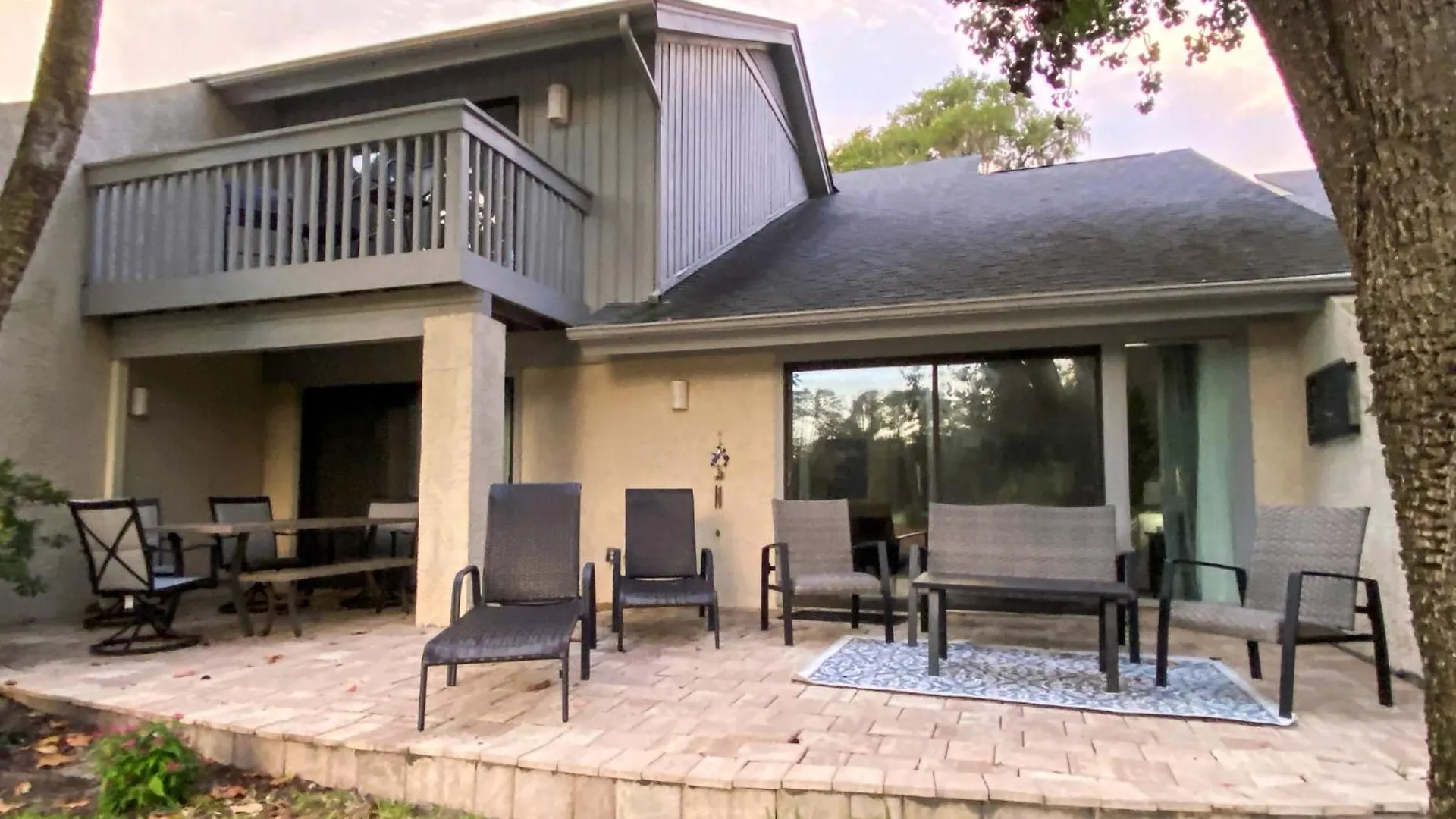 Townhouse Manor 3