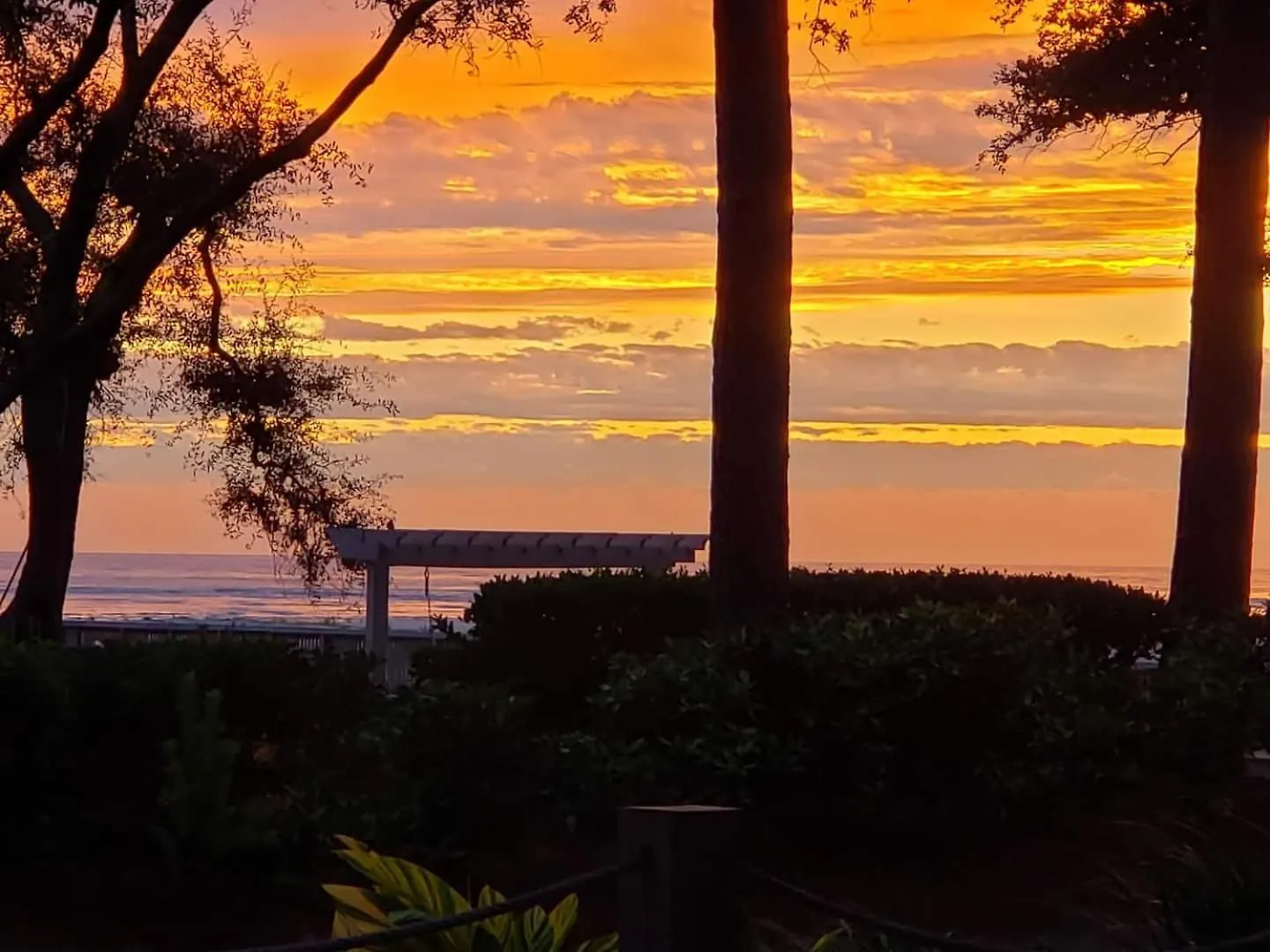 Tranquility By The 1st Fl Sleeps 6,king Bed Hilton Head Island