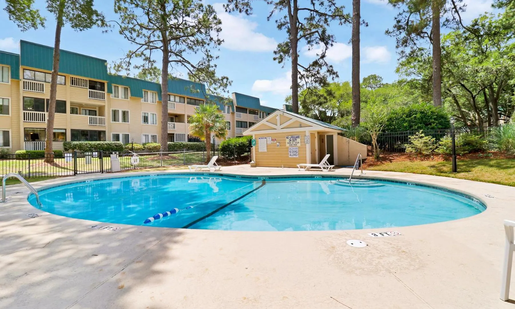 Aparthotel At Port Royal Sound 3237