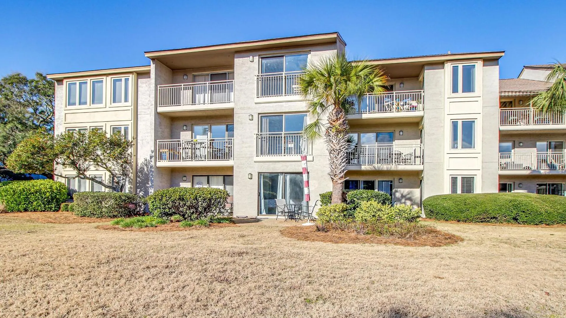 With Patio Walk To Beach! Apartment Hilton Head Island