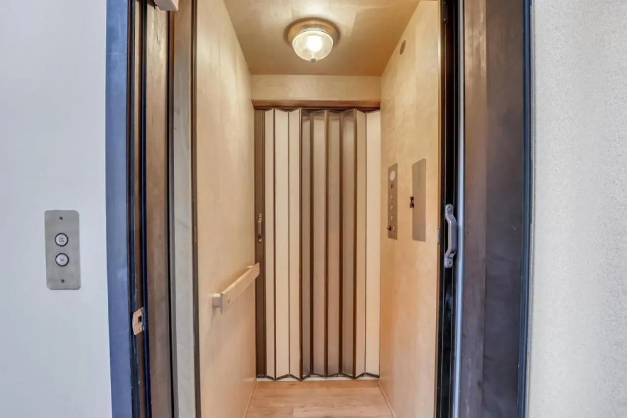 17 Firethorn Holiday home *
