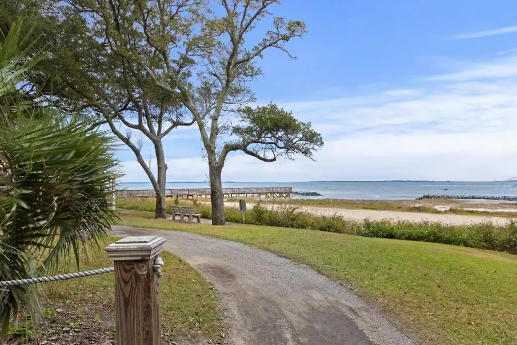 Apartment Finn's Island Retreat The #3132