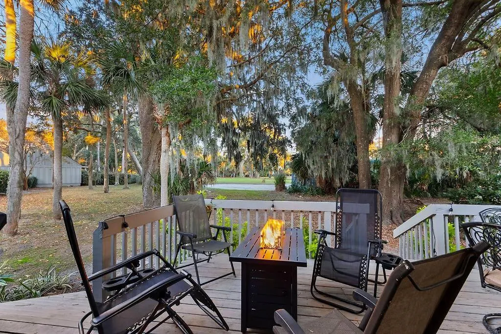 Updated Luxury Pd Villa: Golf View, Steps To Pool/beach/pickleball! *
