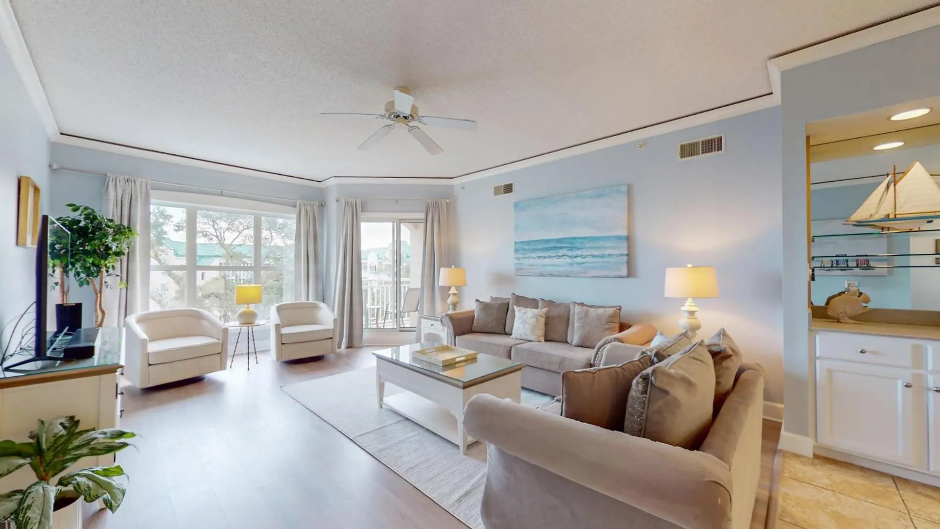Villa 5502 Hampton Place South *