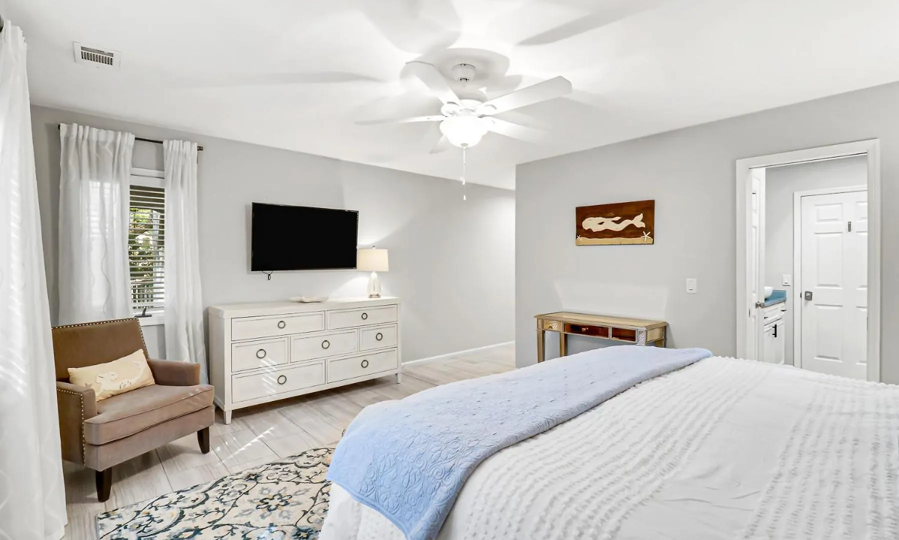 Villa 7 Hollyberry Lane
