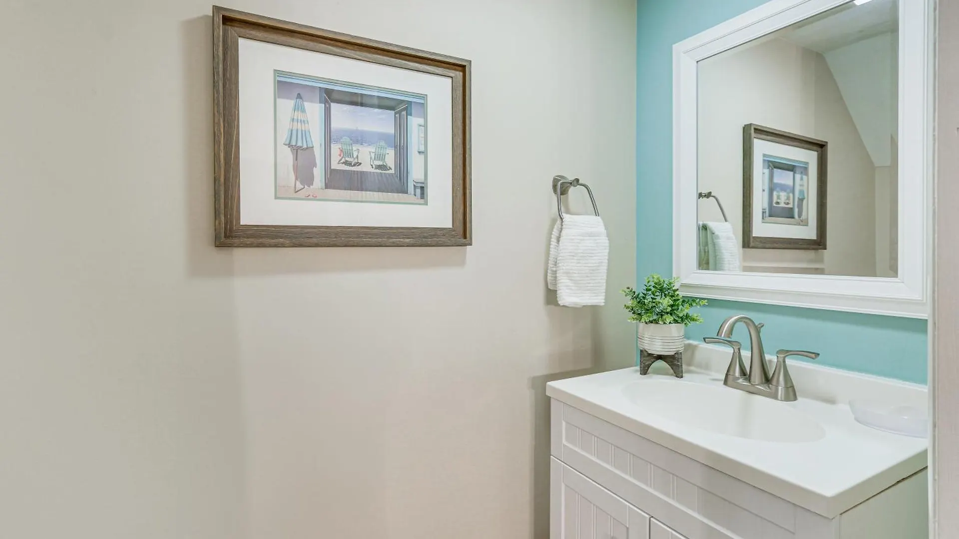 Apartment Hilton Head Walk To Coligny And Plaza! Hilton Head Island