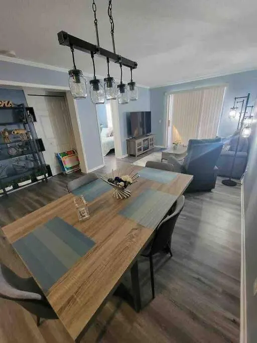 2022 Renovated 2-bdrm Cozy, Lovely W/parking! Hilton Head Island