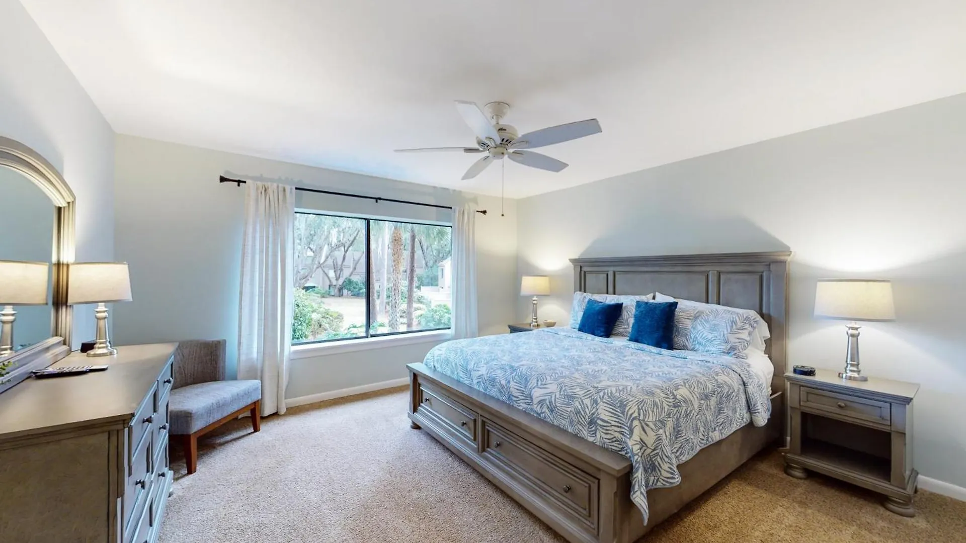 Heritage 2213 Apartment