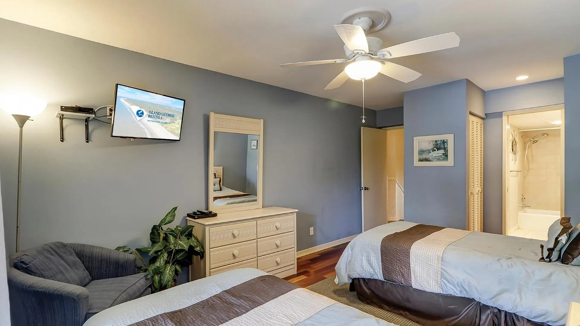Holiday home 1262 Harbourtown Club Hilton Head Island