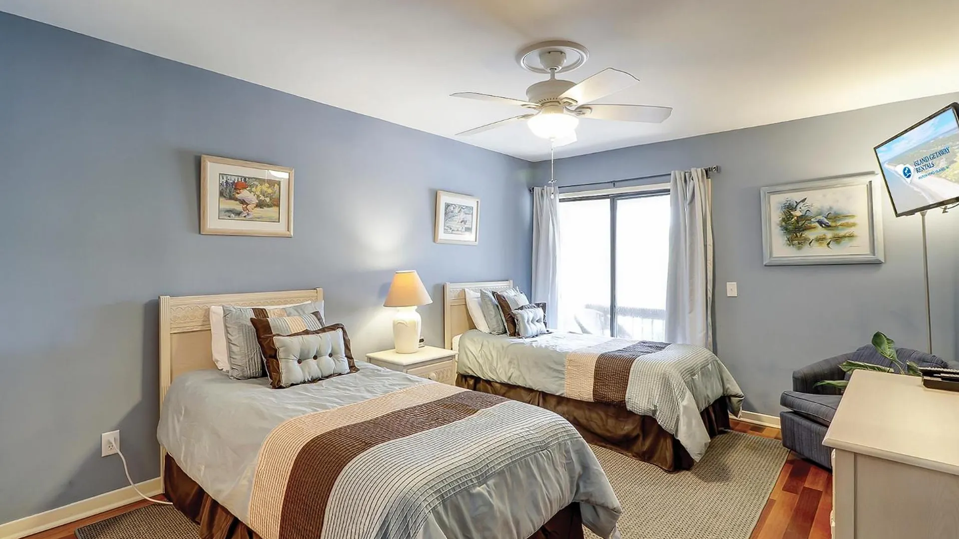 Holiday home 1262 Harbourtown Club Hilton Head Island