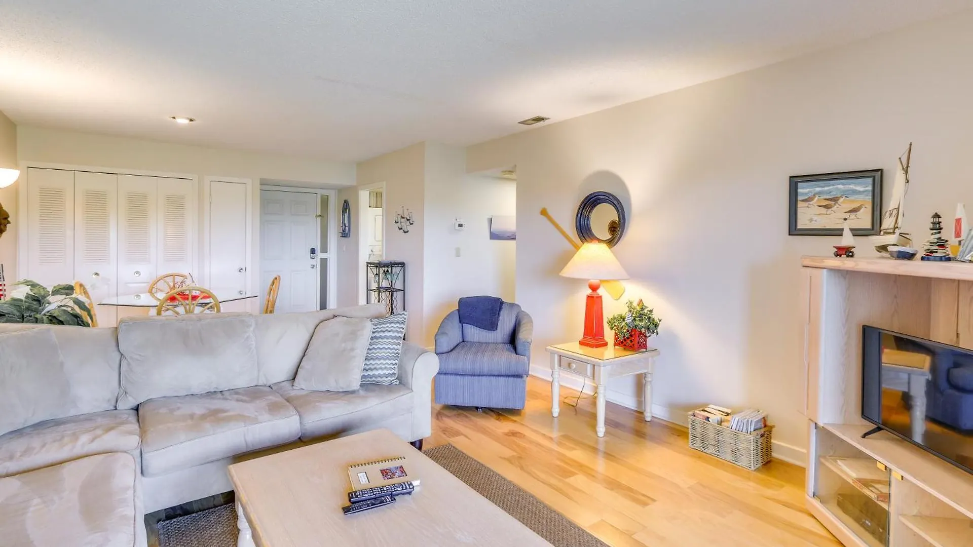 Coastal Sea Pines Escape Walk To Beach! *