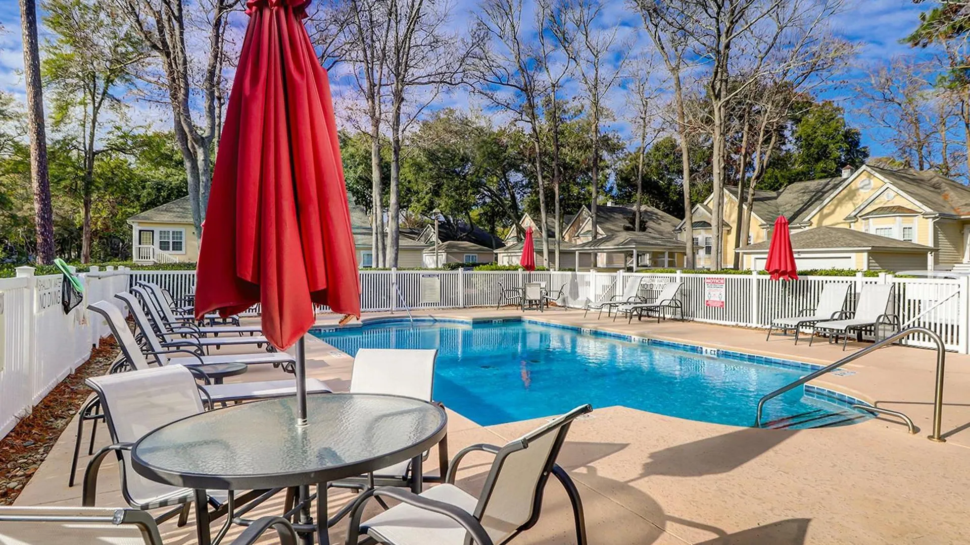 Apartment Links 14b