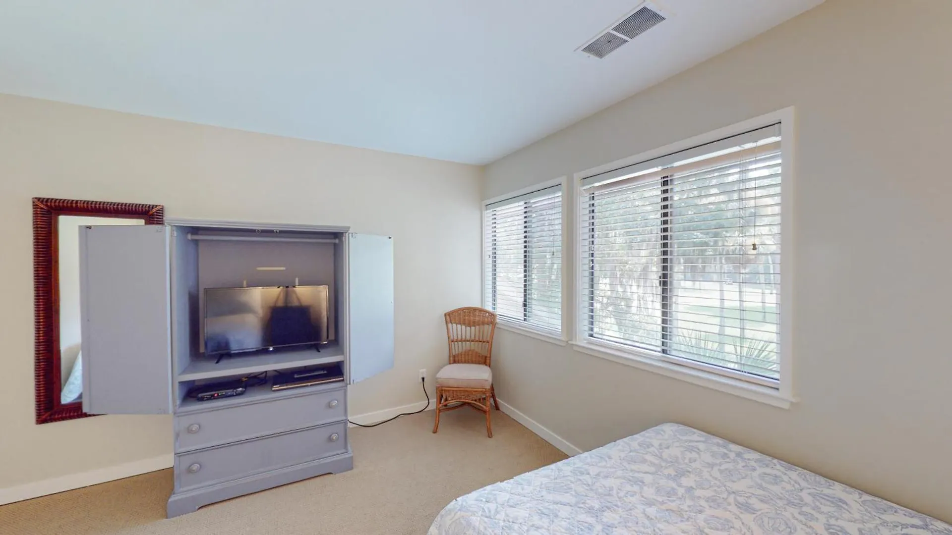 902 Inverness Village Hilton Head Island