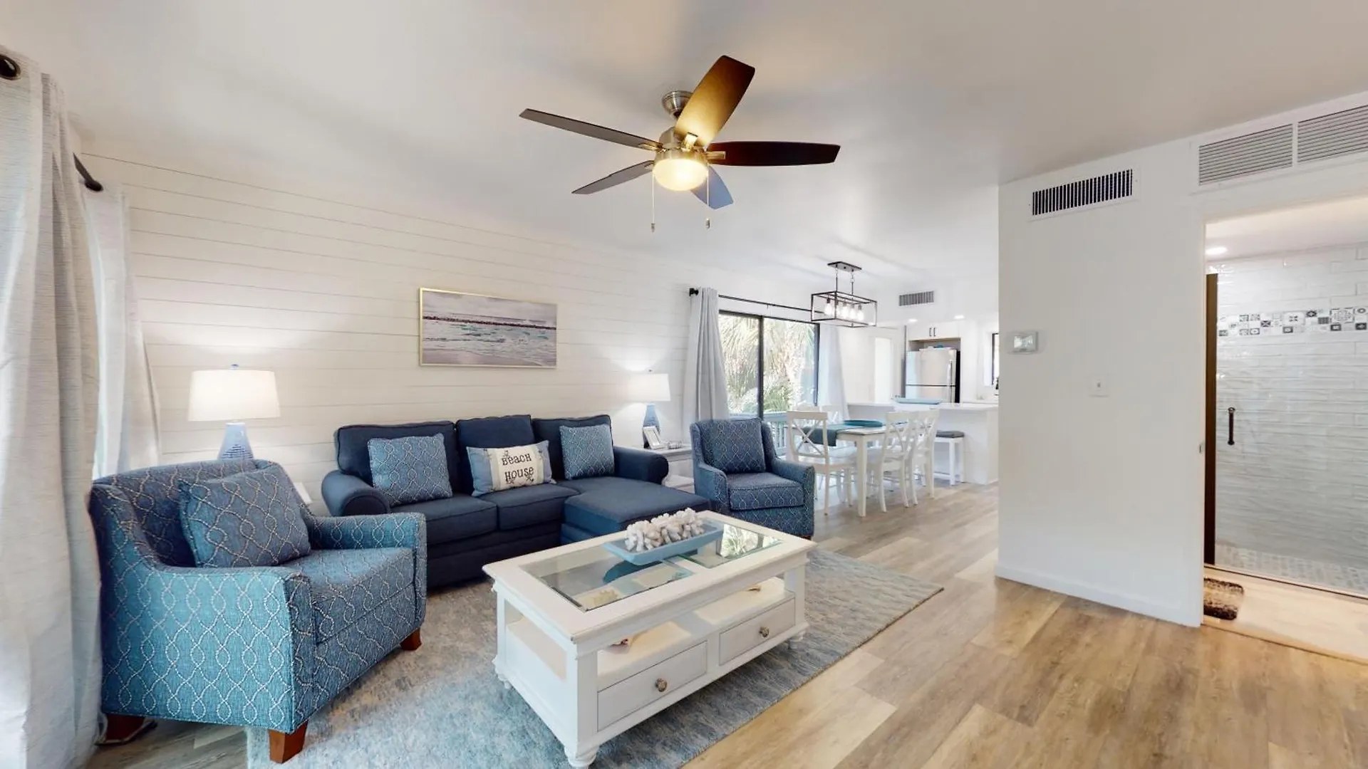 48 Hickory Cove *