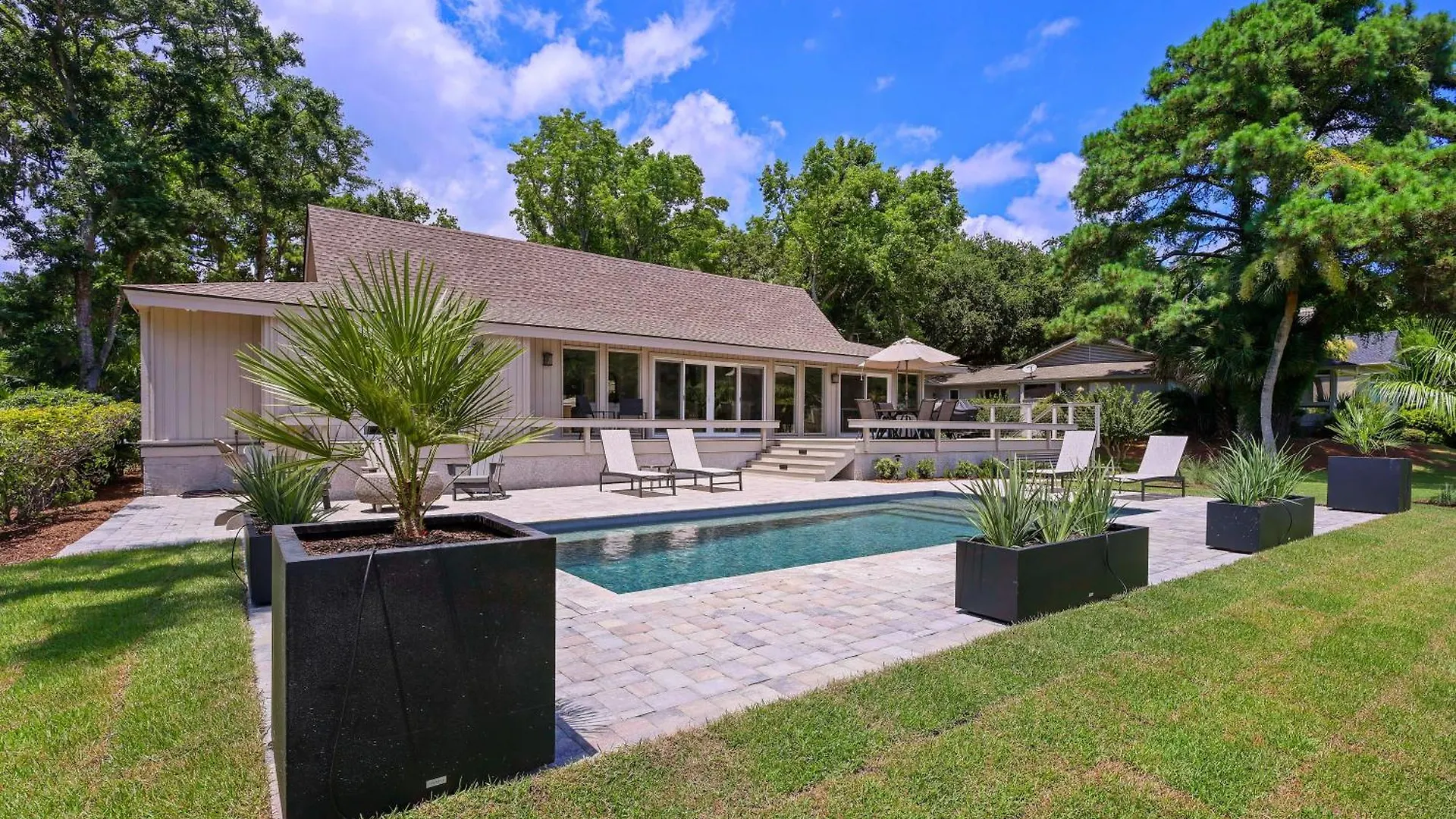 125 N Sea Pines Dr Golf View Near *