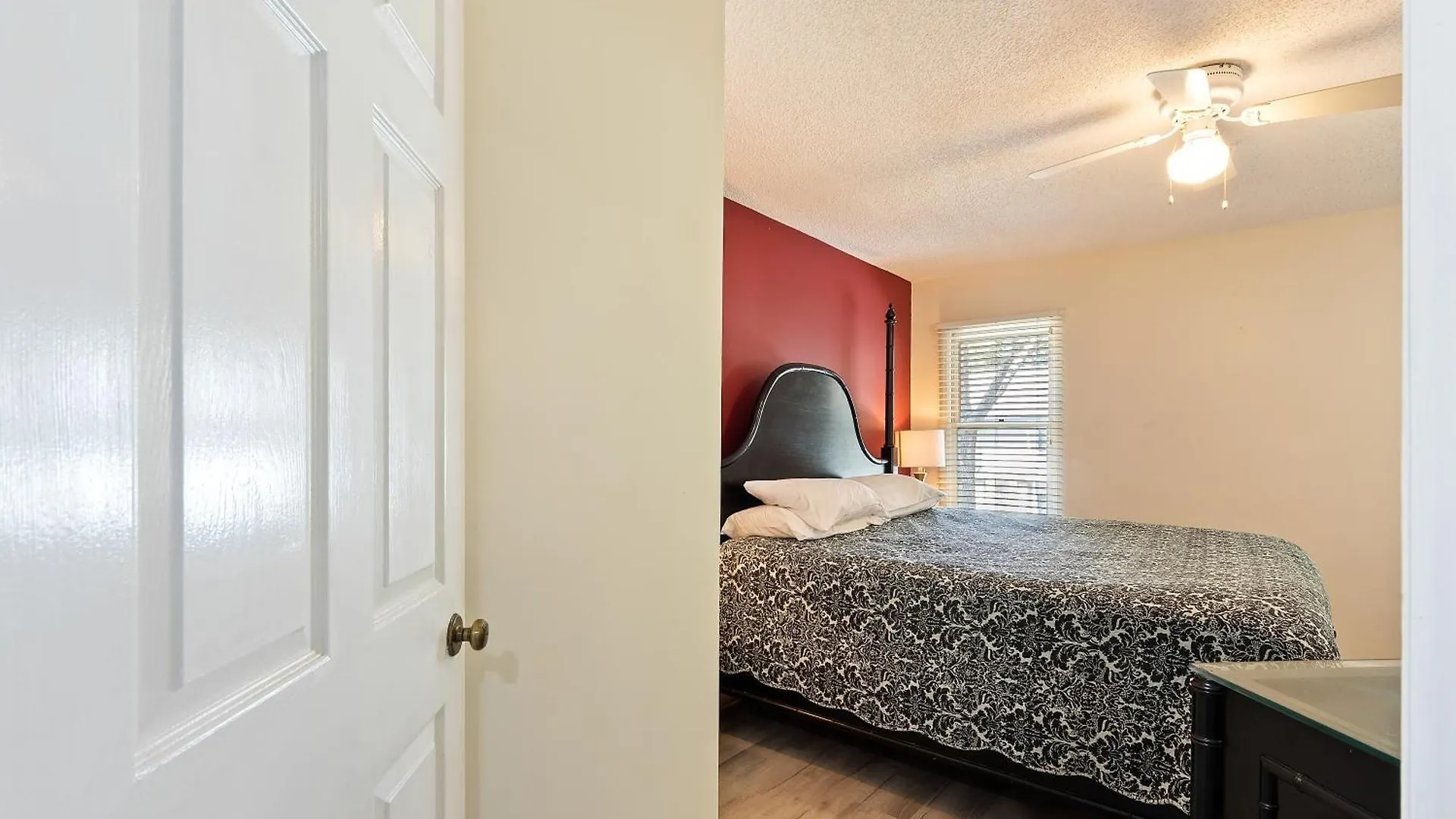 Ocean Breeze 33 Apartment *