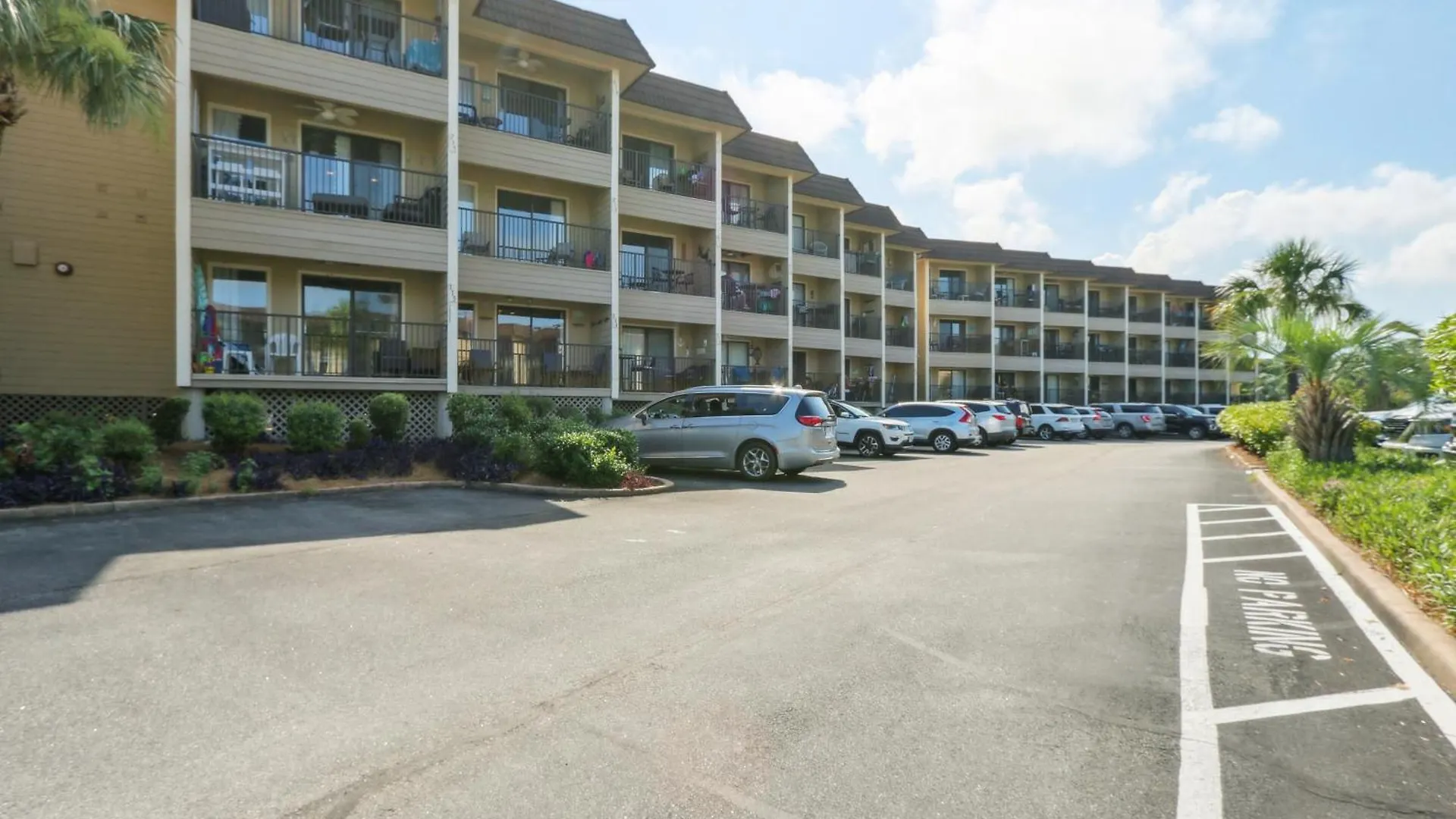 Apartment Hilton Head Vacation Private Access! *