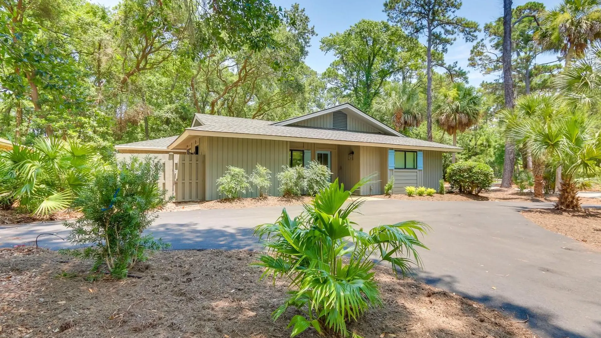 Updated With Patio * Hilton Head Island