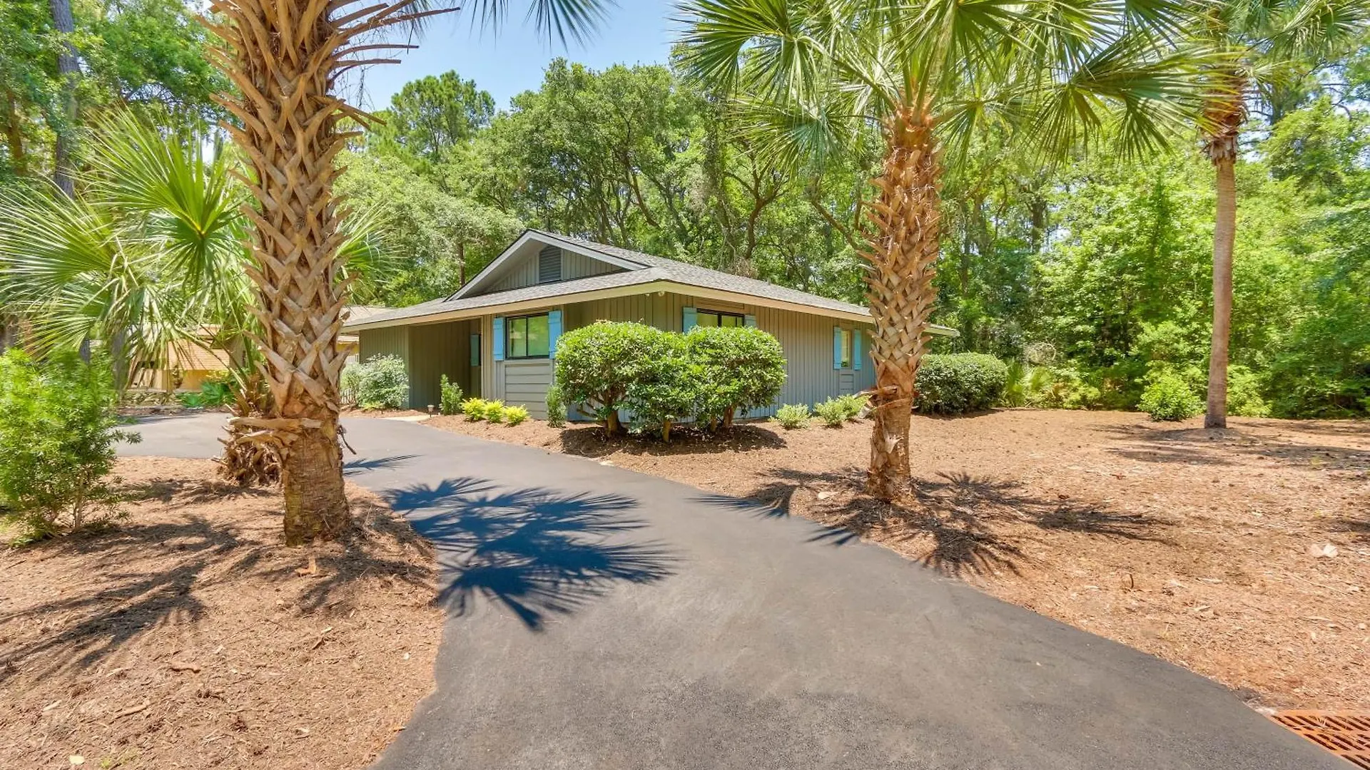 Updated With Patio Hilton Head Island