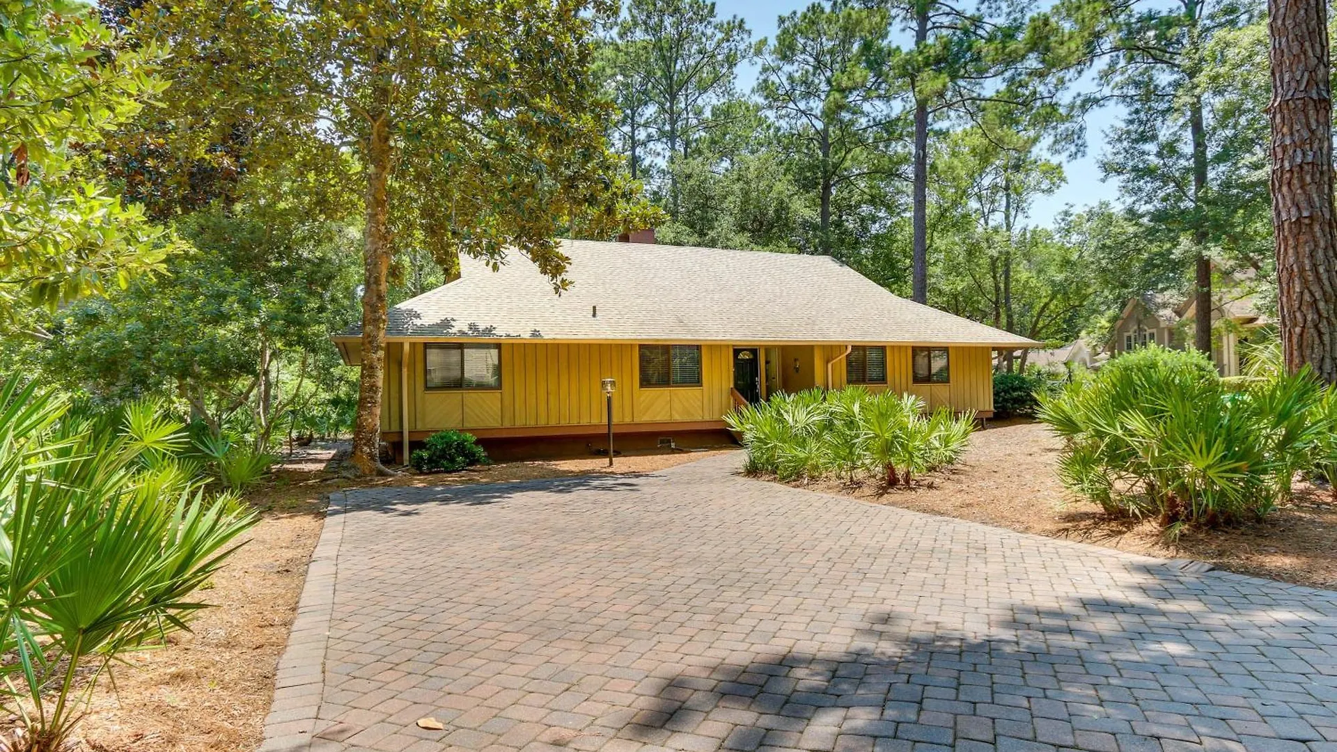 Holiday home Spacious 1 Mile To Club And Harbour Town! Hilton Head Island