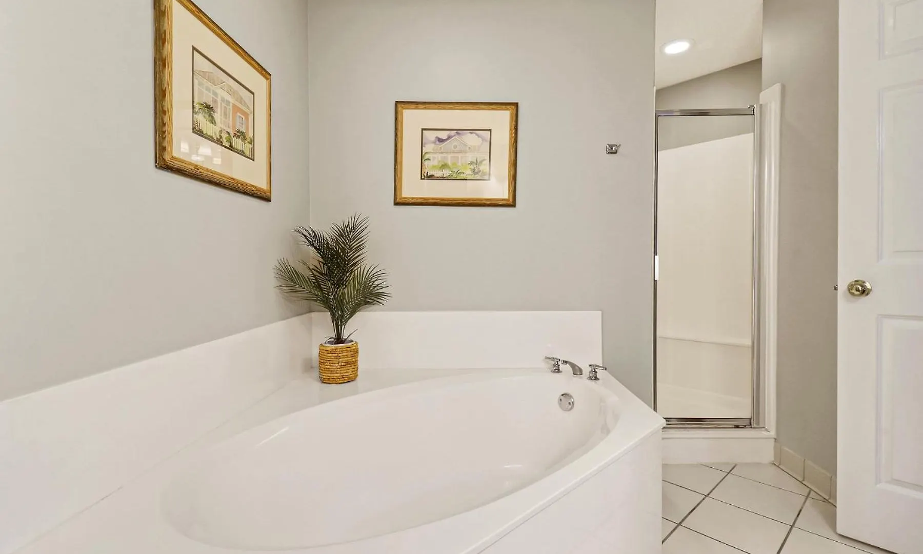 2211 Seacrest Villa