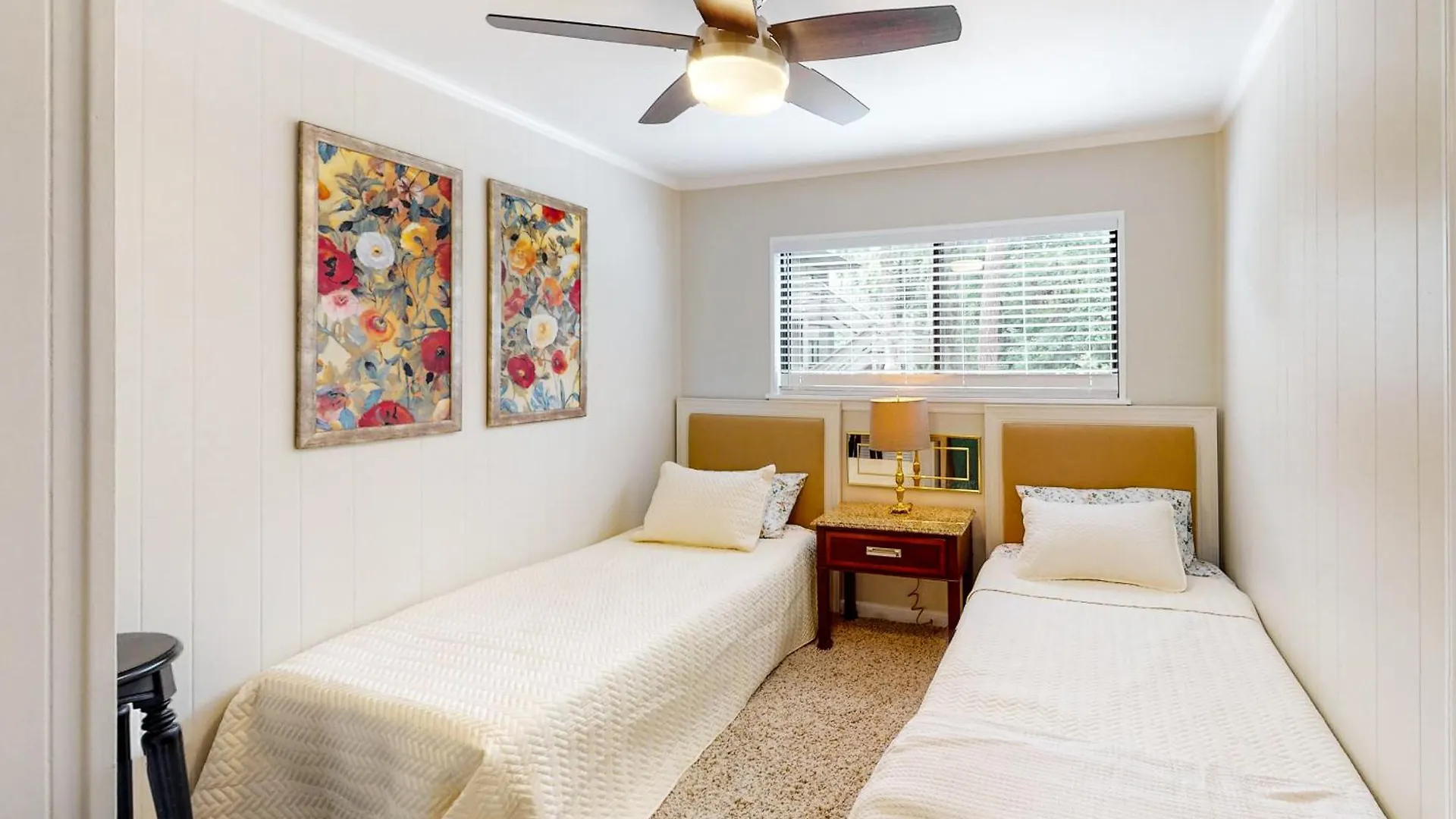 The Hedges D1 Apartment
