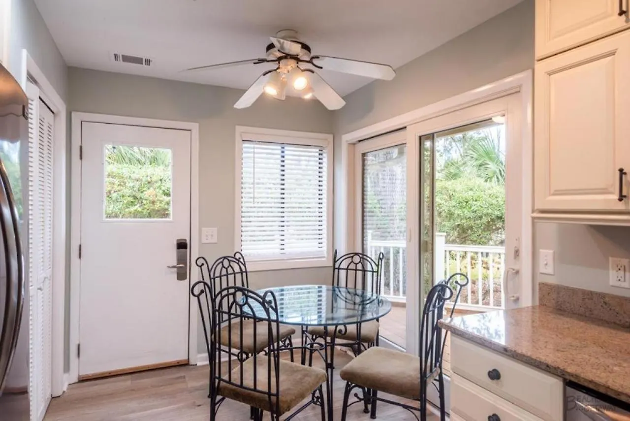 1 St. George Rd. * Hilton Head Island