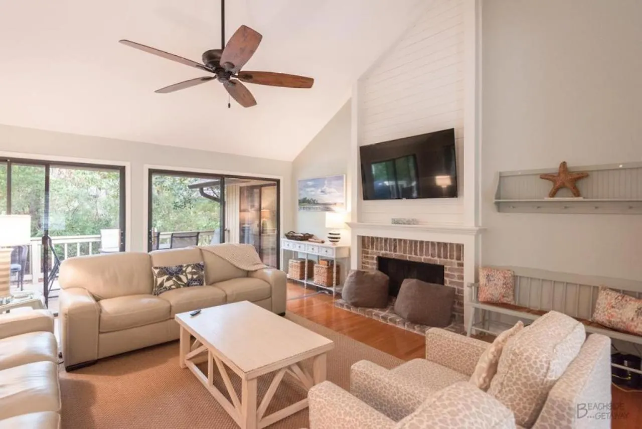 8 Hollyberry * Hilton Head Island