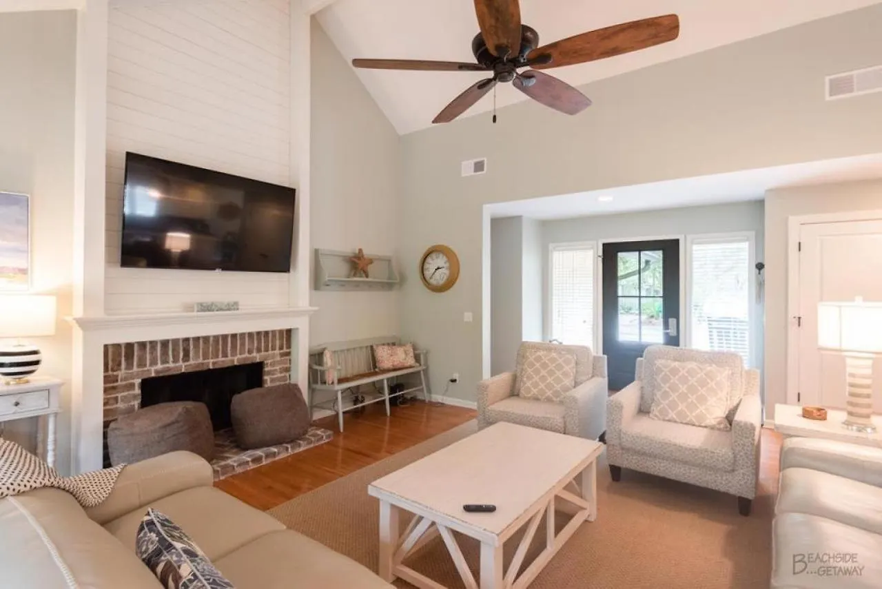 8 Hollyberry Holiday home *