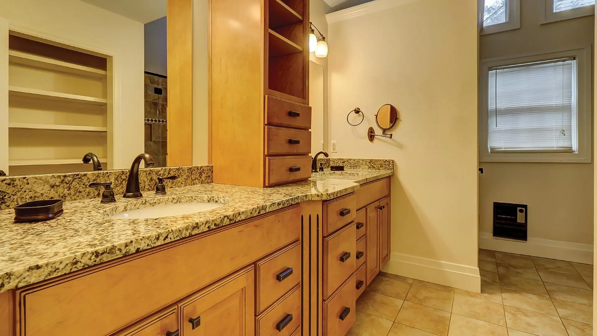 South Live Oak 25