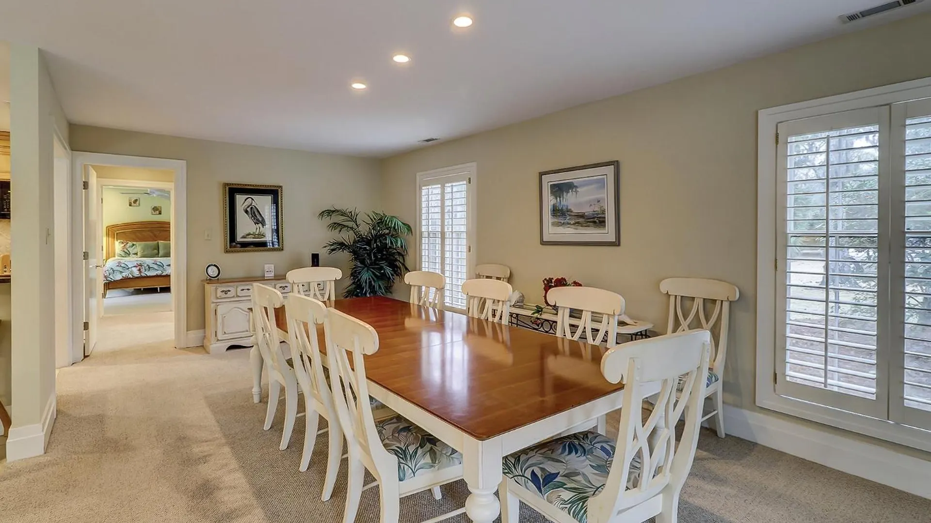 South Live Oak 25 *